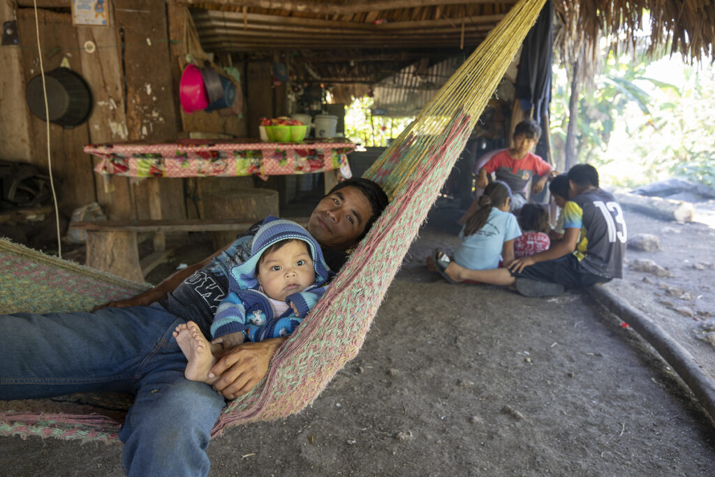 Descansando en la hamaca. Fotografía: Xaber Santaquiteria Echarri, enero 2026